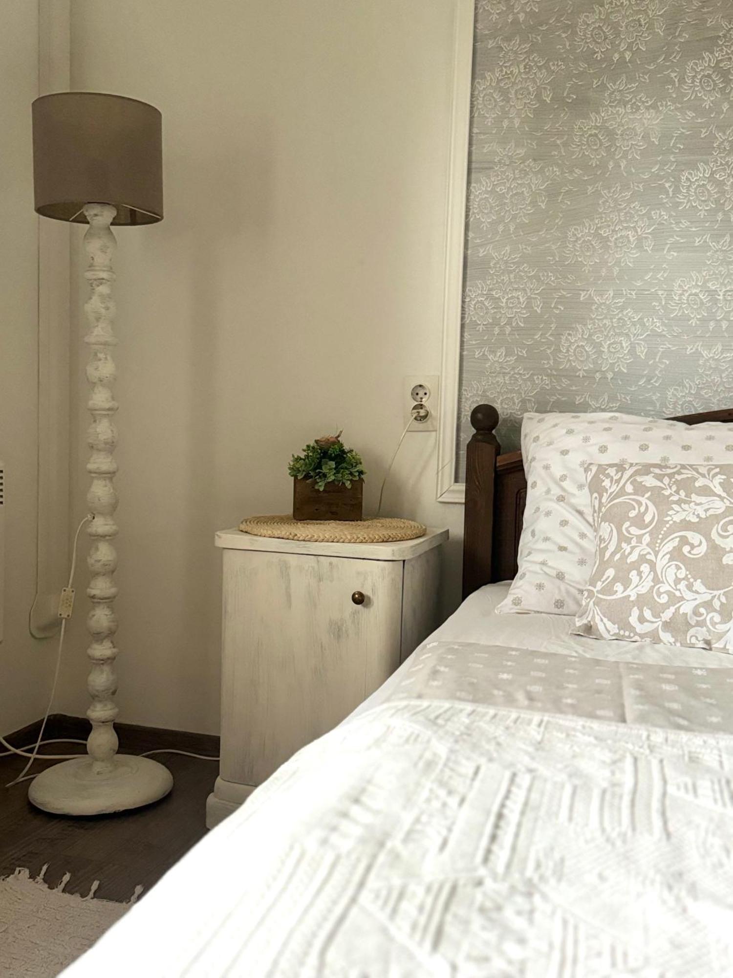 Halhaza Vendeghaz Apartment Sirok Екстериор снимка